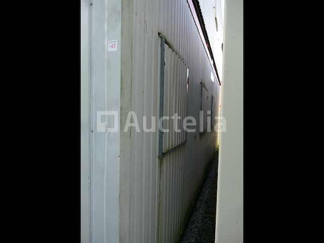Ref:234 - garderobe container - afbeelding 2 van  5