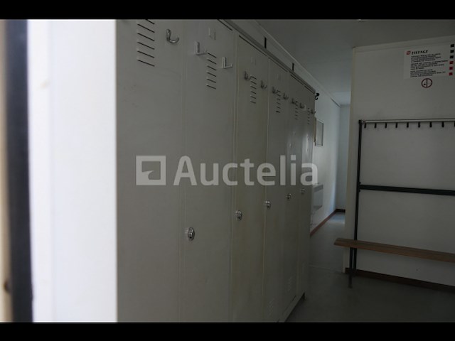 Ref:254 - garderobe container - afbeelding 14 van  15