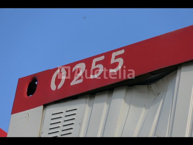 Ref:255 - garderobe container - afbeelding 5 van  6