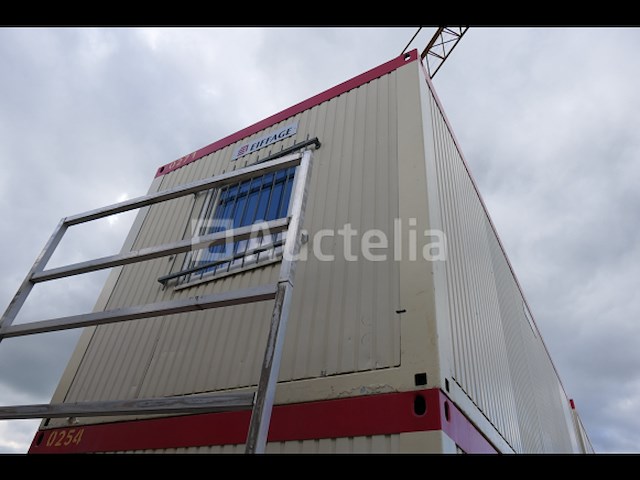 Ref:271 - garderobe container - afbeelding 4 van  5