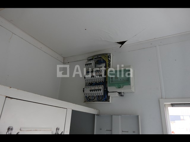 Ref:273 - garderobe container - afbeelding 5 van  16