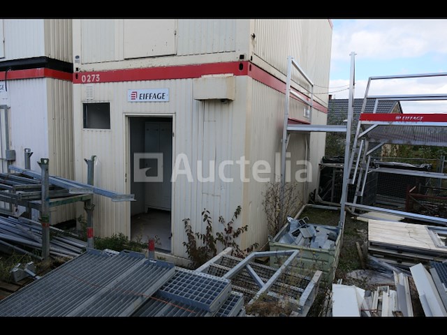 Ref:273 - garderobe container - afbeelding 1 van  16