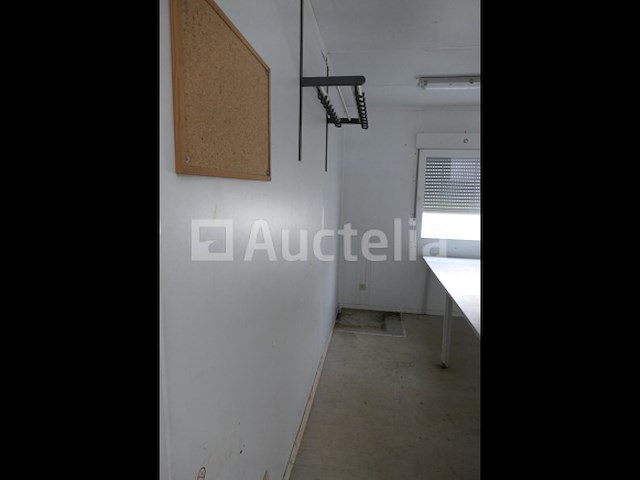 Ref:275 - garderobe container - afbeelding 3 van  15