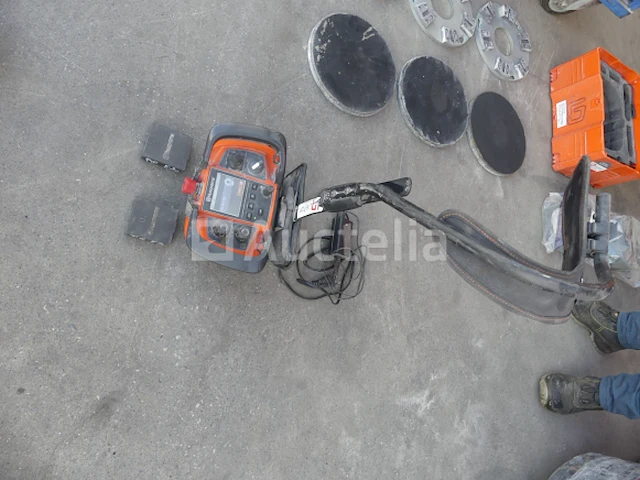 Ref:2805 - husqvarna pg820rc met afstandsbediening bedienbare betonschuurmachine - afbeelding 3 van  22