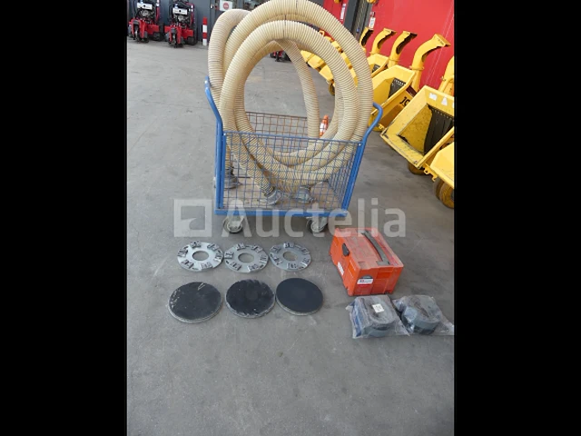 Ref:2805 - husqvarna pg820rc met afstandsbediening bedienbare betonschuurmachine - afbeelding 1 van  22