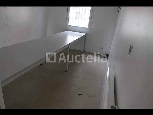 Ref:282 - garderobe container - afbeelding 2 van  13