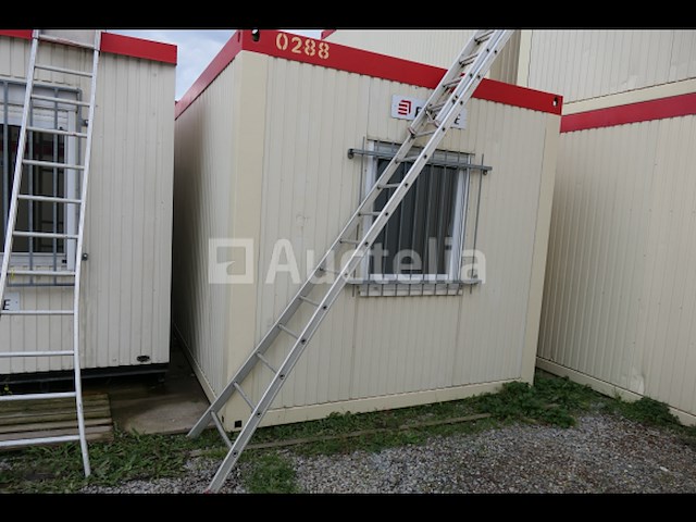Ref:288 - garderobe container - afbeelding 1 van  7