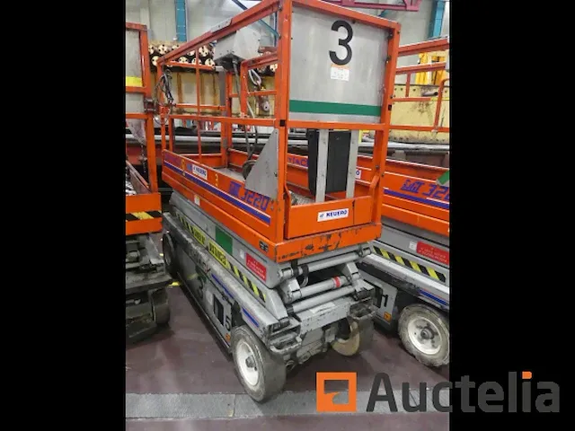 Ref:3 (4980-002) - schaarhoogwerker skyjack sj iii 3220 - afbeelding 1 van  11