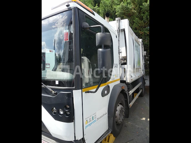 Ref:3438 - vuilniswagen (te herstellen) renault access (2013-185.600 km) - afbeelding 18 van  37