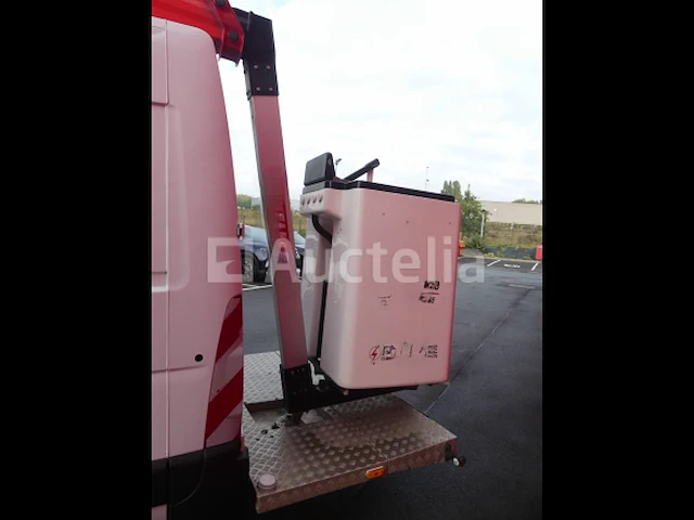 Ref:3570 - bedrijfswagen met hoogwerker renault master (2021-72.312 km)(vin:vf1va000x67313008) - afbeelding 1 van  43
