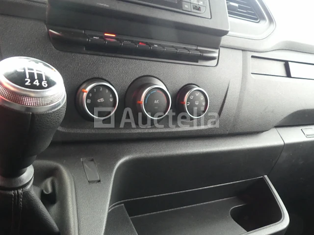 Ref:3570 - bedrijfswagen met hoogwerker renault master (2021-72.312 km)(vin:vf1va000x67313008) - afbeelding 16 van  43