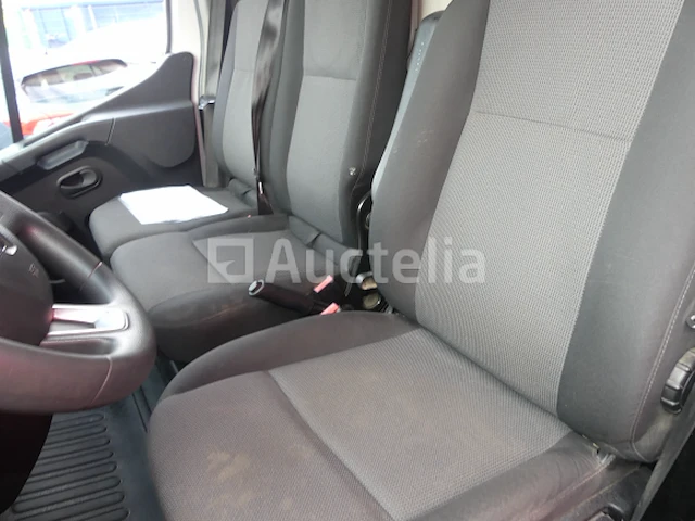 Ref:3570 - bedrijfswagen met hoogwerker renault master (2021-72.312 km)(vin:vf1va000x67313008) - afbeelding 21 van  43