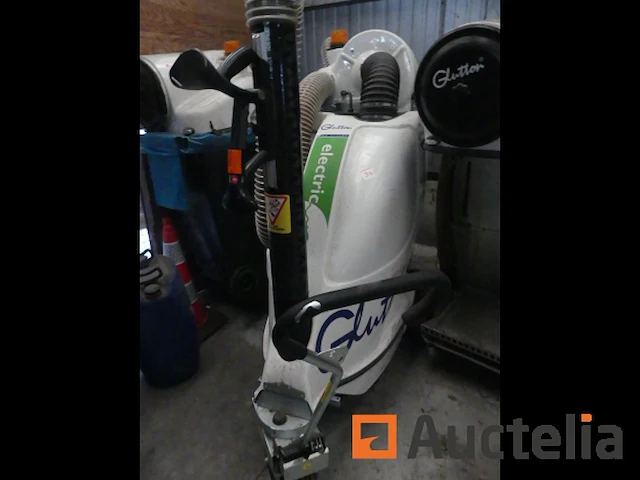 Ref:41 - glutton street cleaning apparatuur - afbeelding 1 van  2