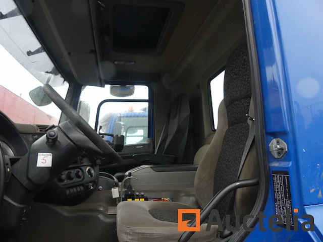 Ref:41-bdd-3 - container vrachtwagen daf fas cf 85 (2013-417.489 km) - afbeelding 1 van  45