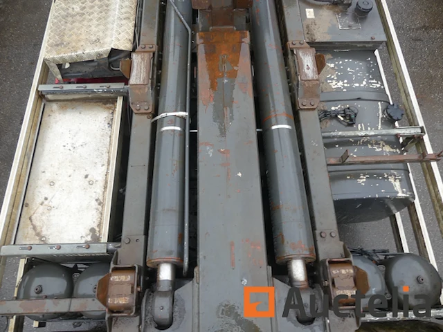 Ref:41-bdd-3 - container vrachtwagen daf fas cf 85 (2013-417.489 km) - afbeelding 26 van  45