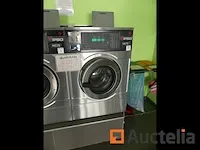 Ref:5 - professionele wasmachine 7 kg met ipso hc75 muntmechanisme