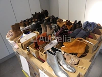Ref:51 - 350 paar damesschoenen - afbeelding 3 van  8