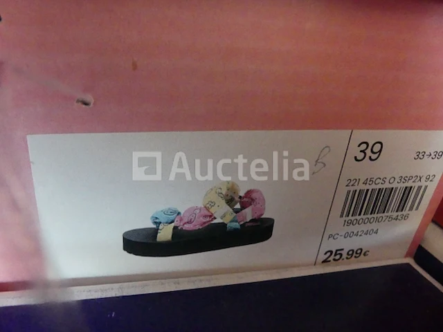 Ref:53 - 247 paar diverse kinderschoenen - afbeelding 5 van  5