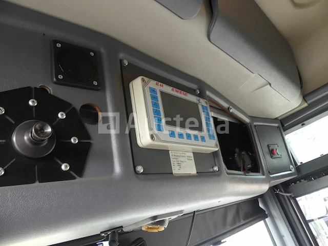 Ref:5446 - renault access vuilniswagen (2013-192.146 km) - afbeelding 9 van  44
