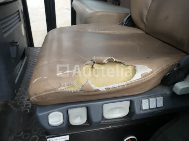 Ref:5446 - renault access vuilniswagen (2013-192.146 km) - afbeelding 29 van  44
