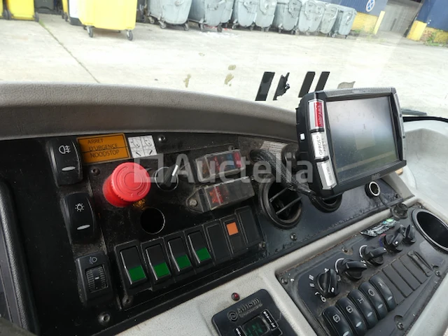 Ref:5446 - renault access vuilniswagen (2013-192.146 km) - afbeelding 39 van  44