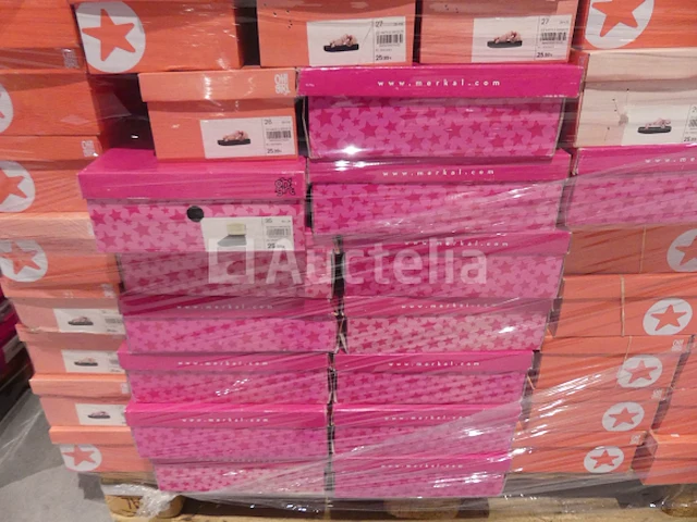 Ref:55 - 389 paar kinderschoenen - afbeelding 2 van  10
