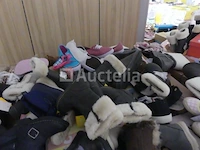 Ref:55 - 455 paar diverse kinderschoenen - afbeelding 7 van  11