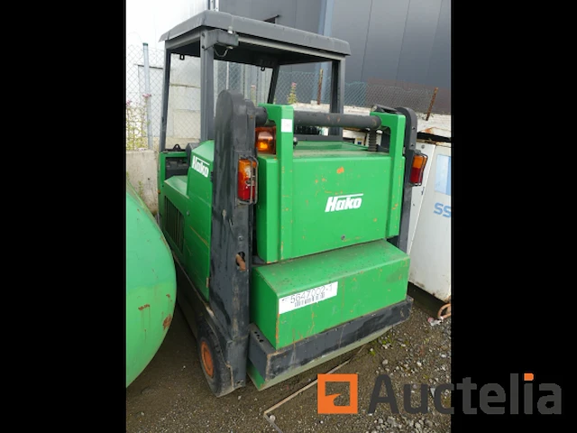 Ref:5647002-1 - vloerborstel hako jonas 1450 d - afbeelding 1 van  12