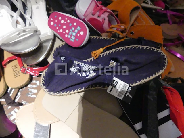 Ref:61 - 658 diverse damesschoenen - afbeelding 3 van  9