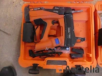 Ref:61071 - paslode pulsa 800e gasspijkermachine op batterijen