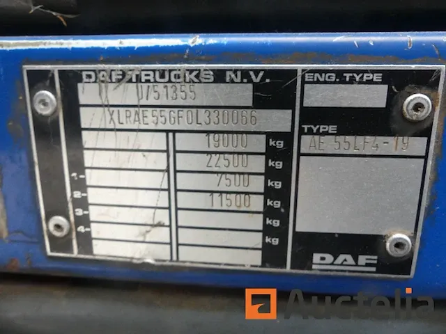 Ref:6118 - vrachtwagen hatchback met laadklep daf ae 55lf 4-19 - afbeelding 2 van  44