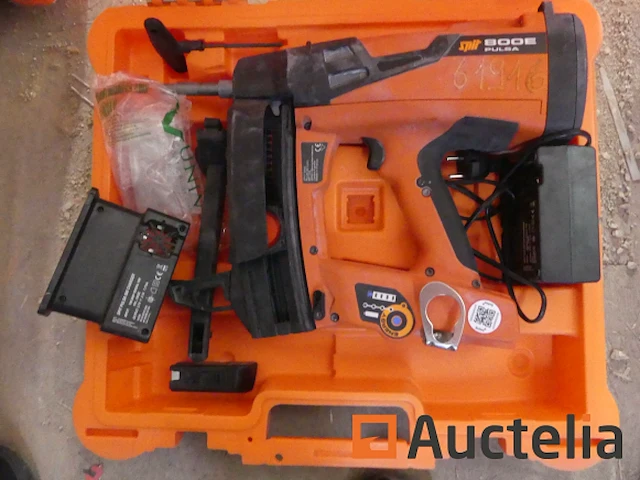 Ref:61916 - paslode pulsa 800e gasspijkermachine op batterijen - afbeelding 3 van  3