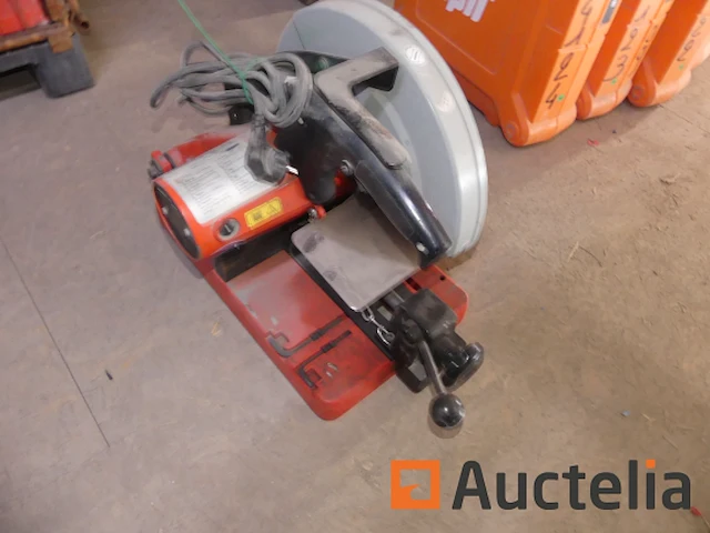 Ref:62462 - ridgid 590-l draagbare metalen kettingzaag - afbeelding 2 van  4