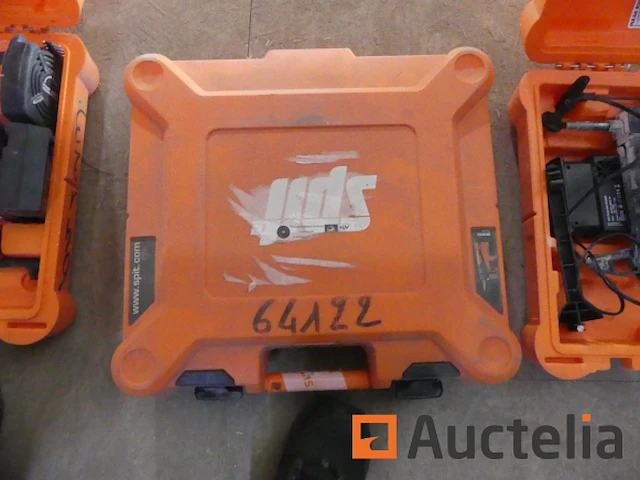Ref:64122 - paslode pulsa 800e gasspijkermachine op batterijen - afbeelding 4 van  4