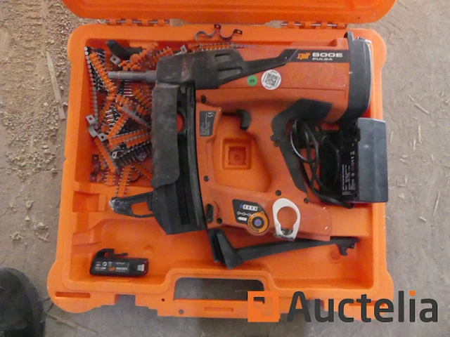 Ref:64123 - paslode pulsa 800e gasspijkermachine op batterijen - afbeelding 1 van  3