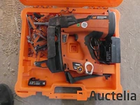 Ref:64123 - paslode pulsa 800e gasspijkermachine op batterijen