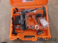 Ref:64124 - paslode pulsa 800e gasspijkermachine op batterijen