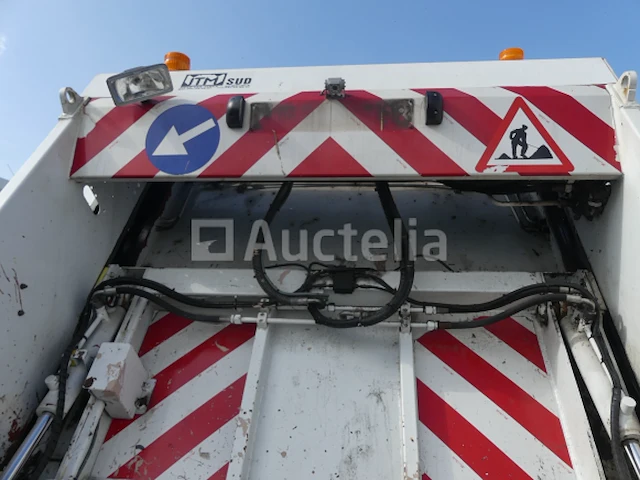 Ref:68419 - vuilniswagen renault midlum 180dxi (2013-150.066 km) - afbeelding 1 van  41