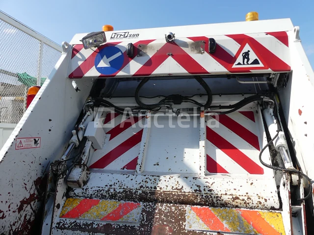 Ref:68420 - vuilniswagen renault midlum 180dxi (2013-115.450 km) - afbeelding 21 van  38