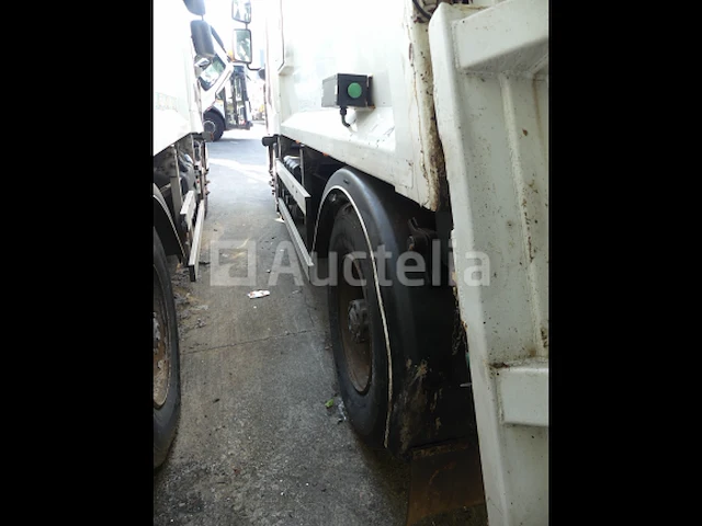Ref:69339 - renault midlum 180dxi vuilniswagen (2011-119.748 km) - afbeelding 29 van  42