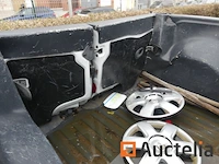 Ref:69689 - renault fw elektrische pick-up auto (ongeval) - afbeelding 2 van  37