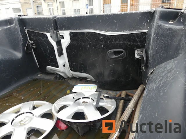 Ref:69689 - renault fw elektrische pick-up auto (ongeval) - afbeelding 4 van  37