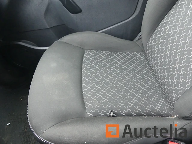 Ref:69689 - renault fw elektrische pick-up auto (ongeval) - afbeelding 9 van  37