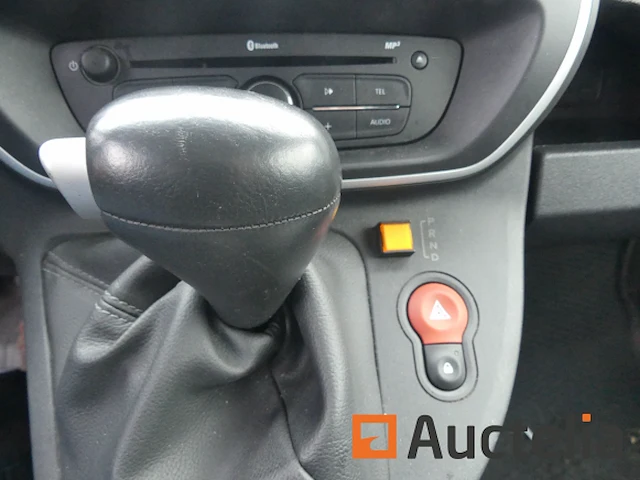 Ref:69689 - renault fw elektrische pick-up auto (ongeval) - afbeelding 11 van  37