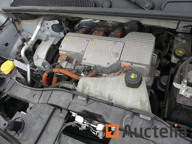 Ref:69689 - renault fw elektrische pick-up auto (ongeval) - afbeelding 25 van  37