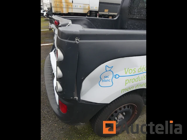 Ref:69689 - renault fw elektrische pick-up auto (ongeval) - afbeelding 35 van  37