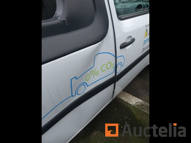 Ref:69689 - renault fw elektrische pick-up auto (ongeval) - afbeelding 36 van  37