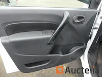 Ref:69689 - renault fw elektrische pick-up auto (ongeval) - afbeelding 6 van  37