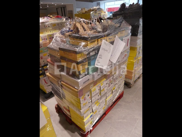 Ref:7 - 220 paar damesschoenen - afbeelding 3 van  7
