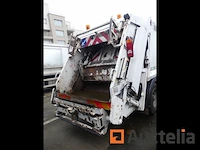 Ref:7337 - vuilniswagen renault midlum 180.08 extra lamp - afbeelding 23 van  48